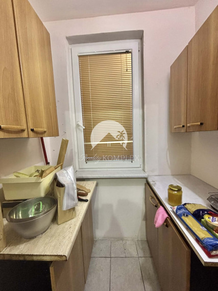 Reality KOMPLEX s.r.o., Vám ponúka na PREDAJ  3 izbový byt s balkónom a krásnym výhľadom na Alžbetin ostrov v Meste Komárno!