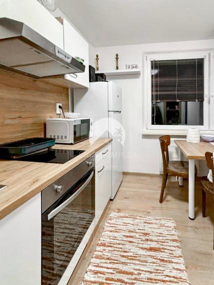 Reality KOMPLEX s.r.o., Vám ponúka na predaj 1-izbový byt v Šamoríne