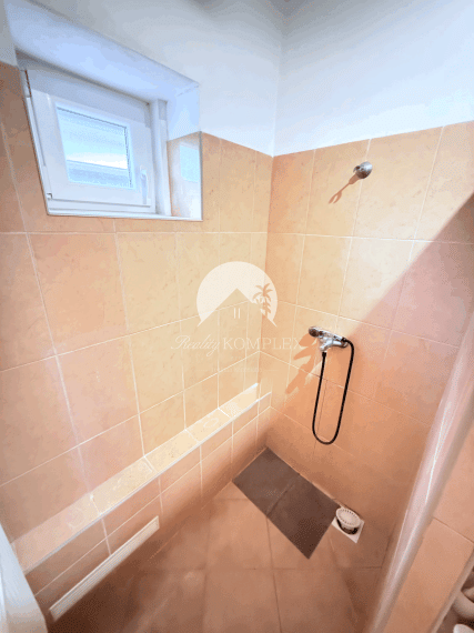 Reality KOMPLEX s.r.o. Vám ponúka rodinný dom v obci Bátorové Kosihy