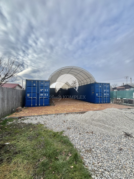 Reality KOMPLEX s.r.o.,Vám ponúka na PREDAJ pozemok s okamžitým podnikateľským využitím v meste Komárno.