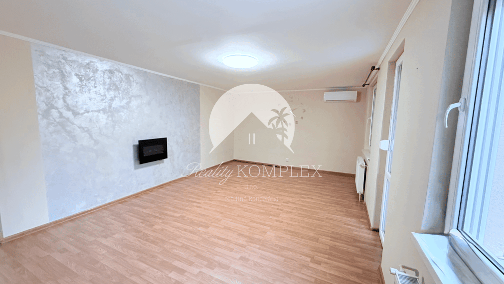 Reality KOMPLEX s.r.o. Vám ponúka rodinný dom v Ohradoch