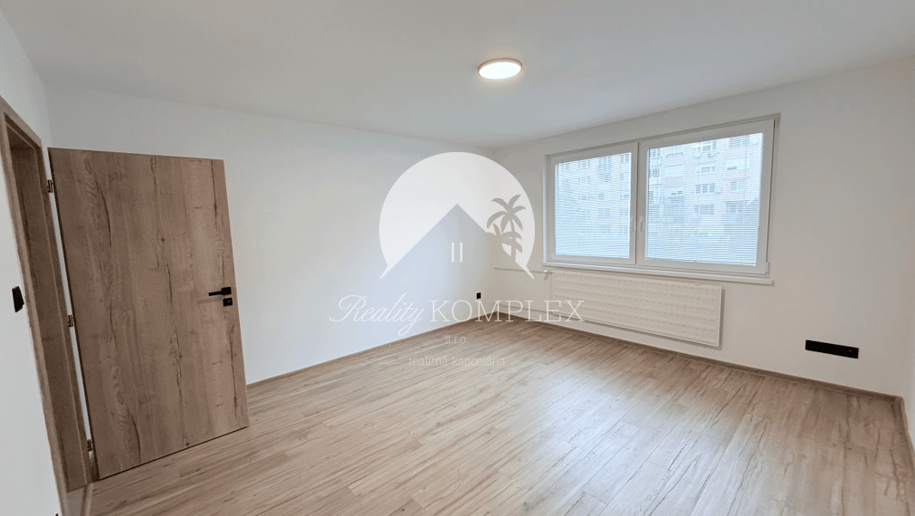 Reality KOMPLEX s.r.o. Vám ponúka kompletne zrekonštruovaný 3-izbový byt v DS
