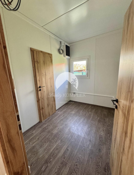 Reality KOMPLEX s.r.o.,Vám ponúka na PREDAJ pozemok s okamžitým podnikateľským využitím v meste Komárno.