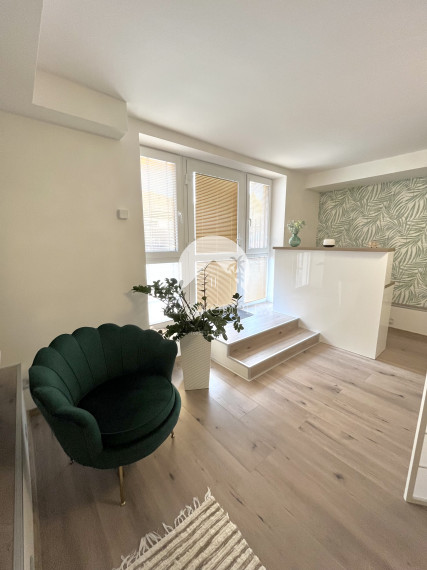 Reality KOMPLEX s.r.o., Vám ponúka na predaj 3-izbový dom s modernizáciou a samostatným salónom v obci Okoč