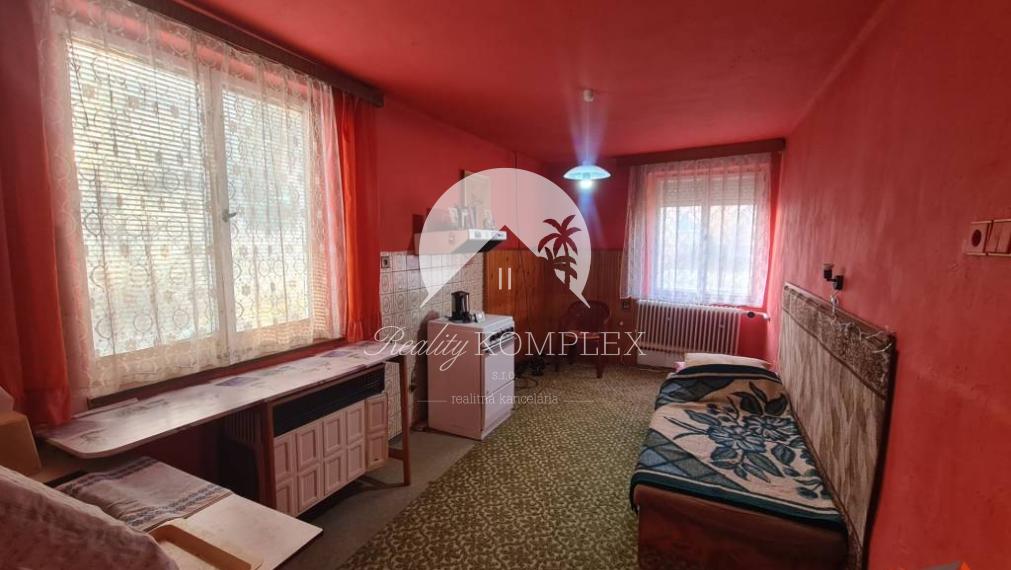 Reality komplex s.r.o., Vám ponúka na predaj rodinný dom v obci Kravany nad Dunajom  za atraktívnu cenu !