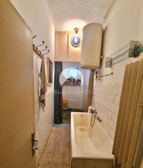 Reality komplex s.r.o., Vám ponúka na predaj rodinný dom v obci Kravany nad Dunajom  za atraktívnu cenu !