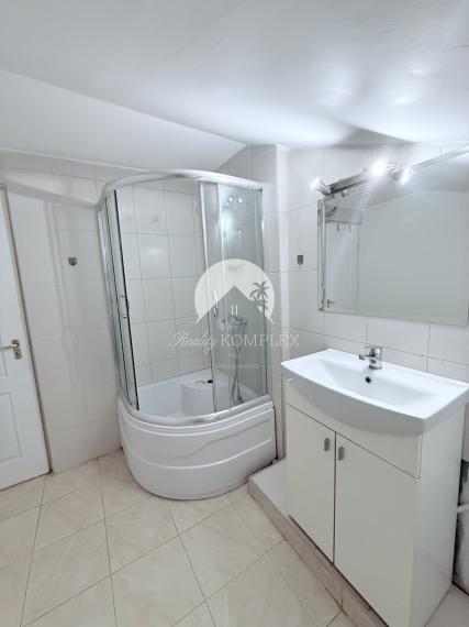 Reality KOMPLEX s.r.o. Vám ponúka 3-izbový byt vo Veľkom Mederi