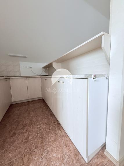 Reality KOMPLEX s.r.o. Vám ponúka 3-izbový byt vo Veľkom Mederi