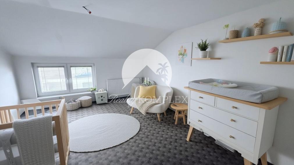 Reality KOMPLEX s.r.o. Vám ponúka 3-izbový byt vo Veľkom Mederi