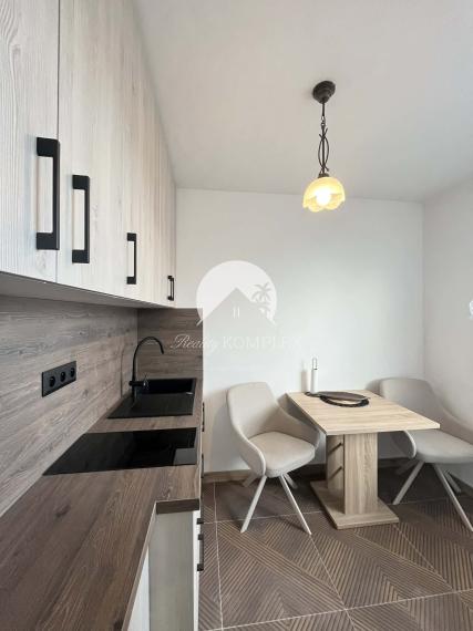 Reality Komplex ponúka na predaj kompletne zrekonštruovaný 1-izbový byt v Komárne