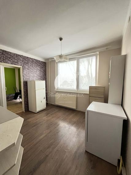 Reality Komplex ponúka exkluzívne na predaj 1-izbový byt s balkónom o výmere 32 m²