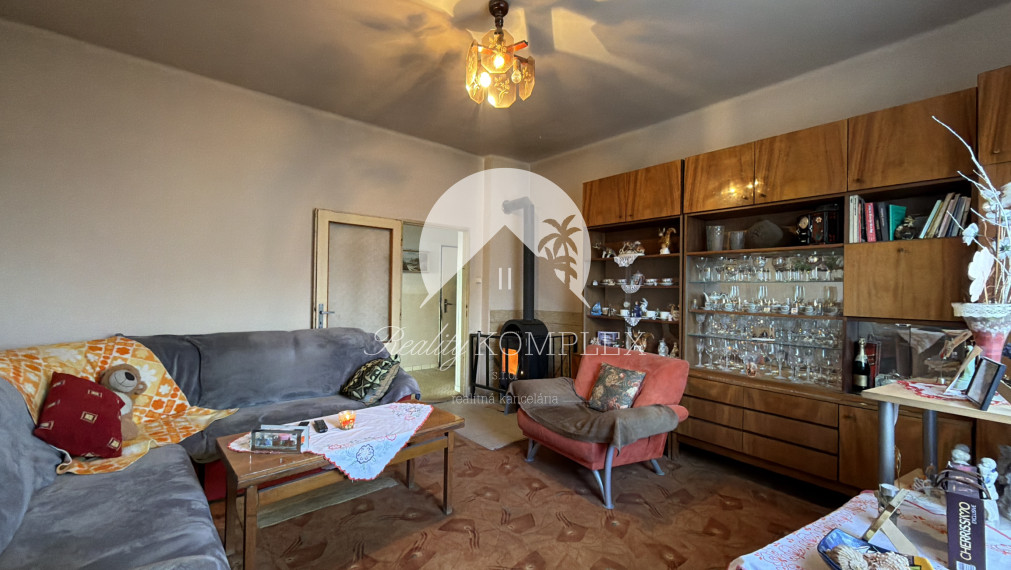 NA PREDAJ – POSCHODOVÝ RODINNÝ DOM V OBCI BALOŇ