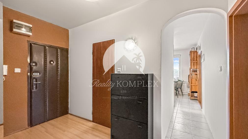 Reality KOMPLEX s.r.o., Vám ponúka na predaj slnečný 3-izbový byt v Šamoríne blízko centra