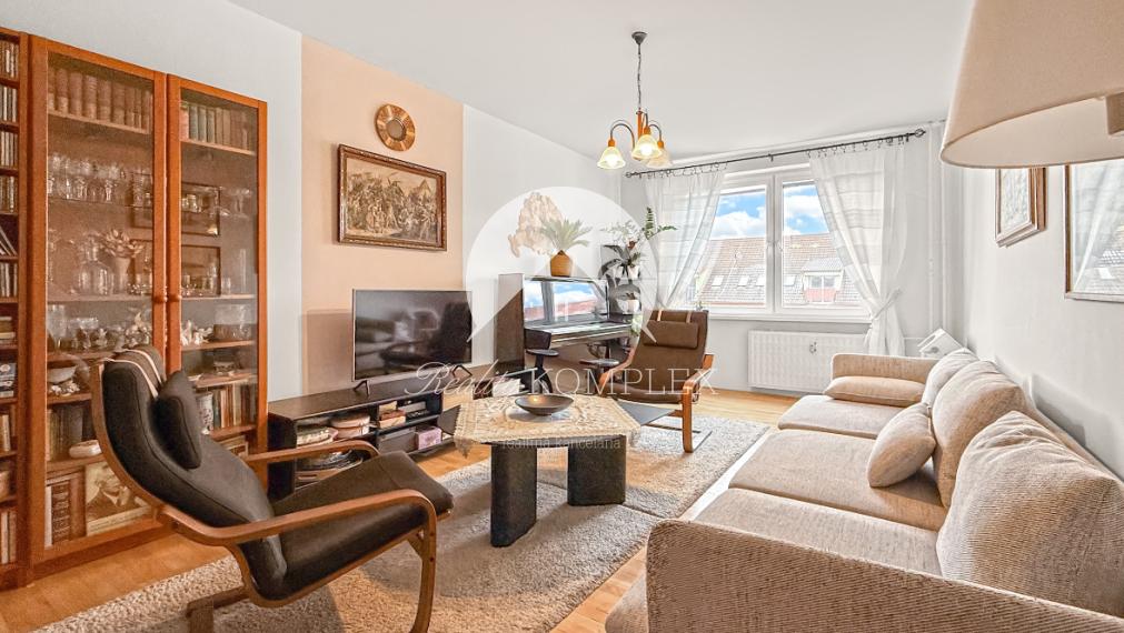 Reality KOMPLEX s.r.o., Vám ponúka na predaj slnečný 3-izbový byt v Šamoríne blízko centra