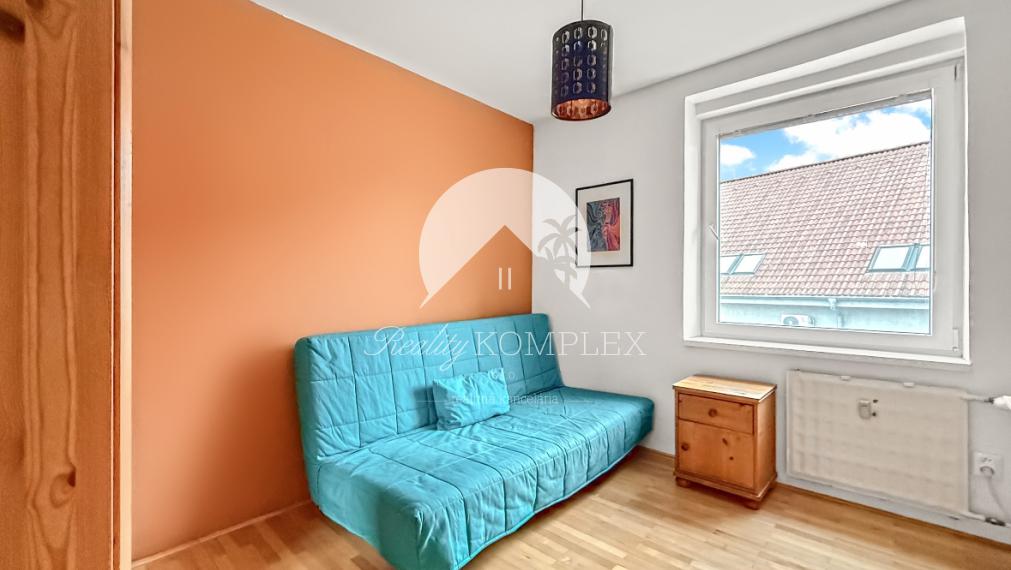 Reality KOMPLEX s.r.o., Vám ponúka na predaj slnečný 3-izbový byt v Šamoríne blízko centra