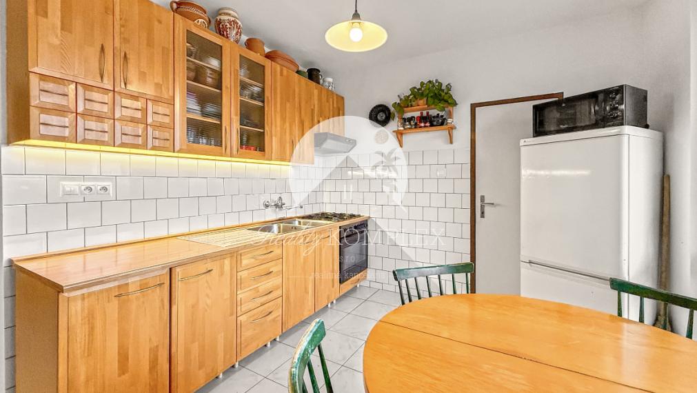 Reality KOMPLEX s.r.o., Vám ponúka na predaj slnečný 3-izbový byt v Šamoríne blízko centra