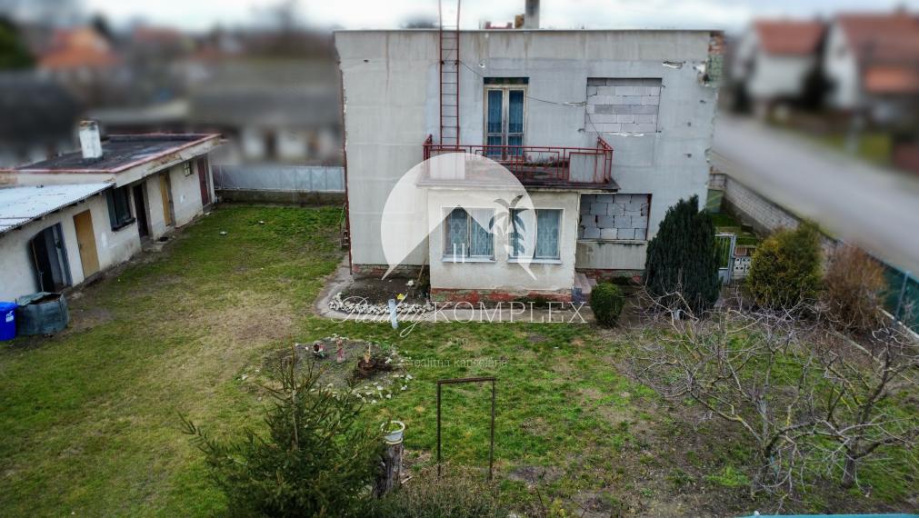 NA PREDAJ – POSCHODOVÝ RODINNÝ DOM V OBCI BALOŇ