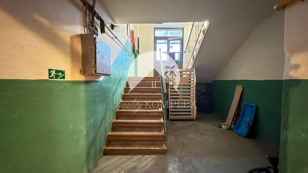 REALITY KOMPLEX – ponúka na predaj exkluzívne 3-izbový byt v obci Zlatná na Ostrove