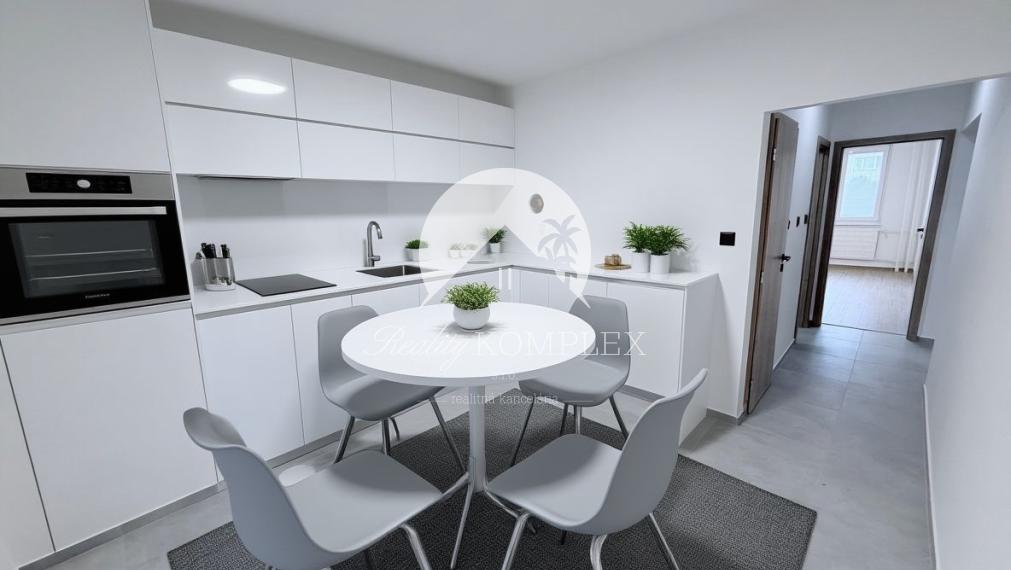 Reality KOMPLEX s.r.o. Vám ponúka kompletne zrekonštruovaný 3-izbový byt v DS