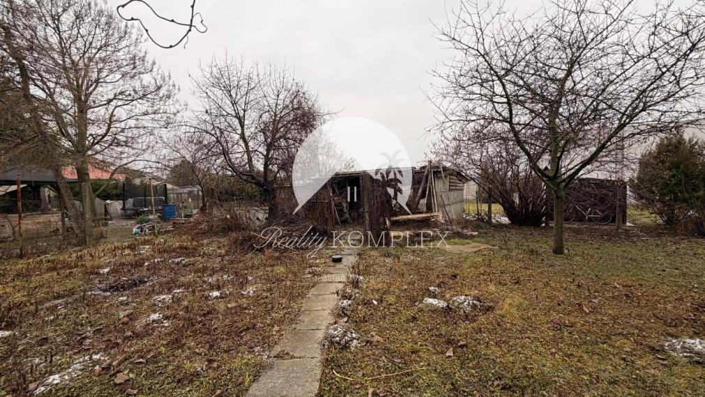 Reality KOMPLEX s.r.o eladásra kínál sorházat Komáromfüssön