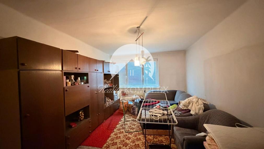 Reality KOMPLEX s.r.o eladásra kínál sorházat Komáromfüssön