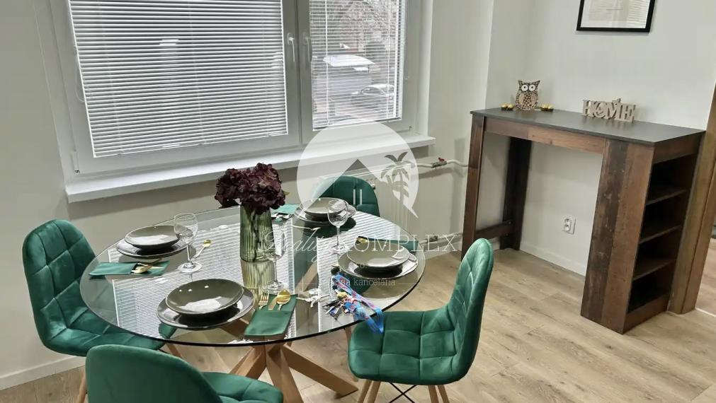 Iba u nás Vám Reality KOMPLEX s.r.o., ponúka na prenájom krásny jednoizbový byt vo vyhľadávanej lokalite ( sedmička ) mesta Komárno.