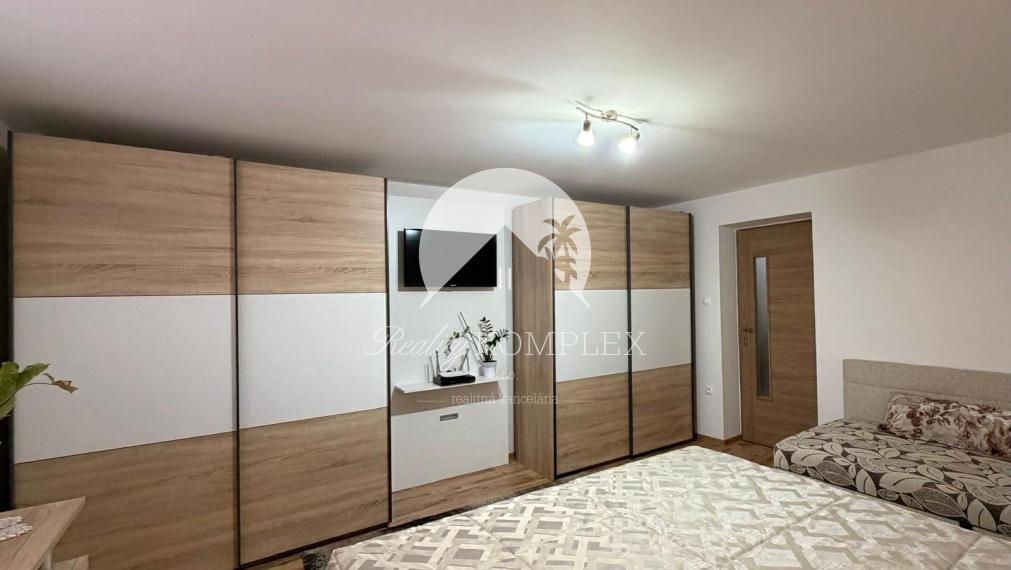 Reality KOMPLEX s.r.o. Vám EXKLUZÍVNE ponúka rodinný dom v Zemianskej Olči