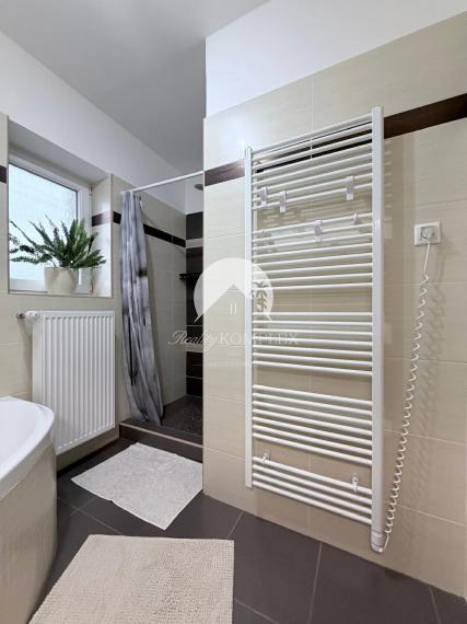 Reality KOMPLEX s.r.o. Vám EXKLUZÍVNE ponúka rodinný dom v Zemianskej Olči