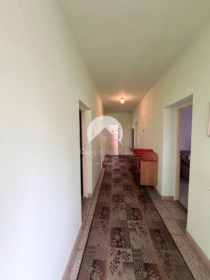 Reality KOMPLEX s.r.o Vám exkluzívne ponúka rodinný dom v obci Čičov