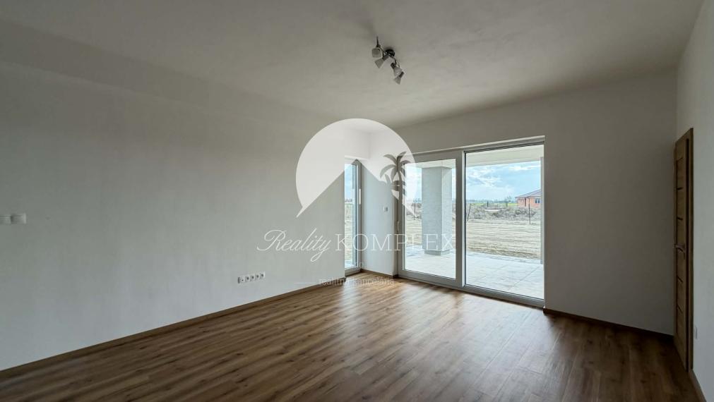 Reality KOMPLEX s.r.o Vám ponúka na predaj novostavbu v Kolárove