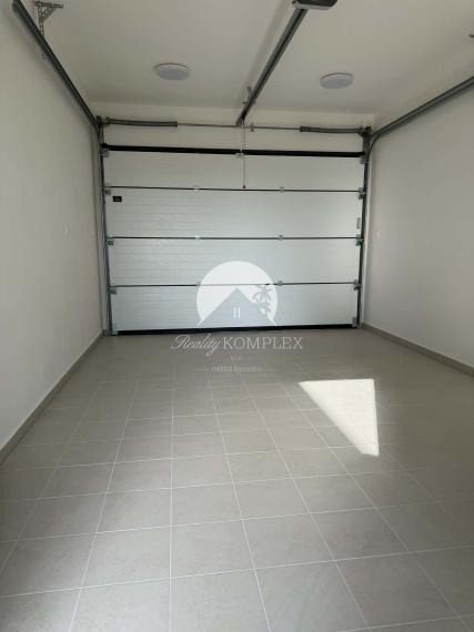 Reality KOMPLEX s.r.o Vám ponúka na predaj predaj novostavbu v Kolárove