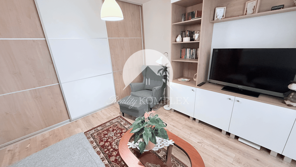 Reality KOMPLEX s.r.o. Vám ponúka zariadený 1-izbový byt NA PREDNÁJOM