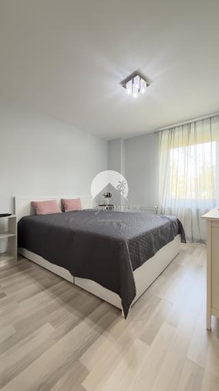 Reality KOMPLEX s.r.o. Vám ponúka na prenájom štýlový, kompletne zrekonštruovaný a zariadený 2-izbový byt, nachádzajúci sa vo vyhľadávanej lokalite na ulici Komenského v Komárne.