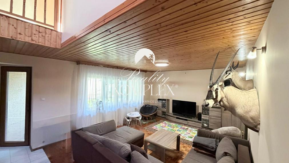 Reality KOMPLEX s.r.o Vám exkluzívne ponúka rodinny dom na predaj v Kolárove