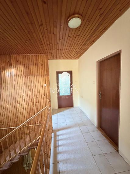 Reality KOMPLEX s.r.o Vám exkluzívne ponúka rodinny dom na predaj v Kolárove