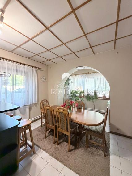 Reality KOMPLEX s.r.o Vám exkluzívne ponúka rodinny dom na predaj v Kolárove