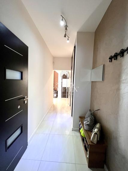 Reality KOMPLEX s.r.o. ponúka na PREDAJ EXKLUZÍVNY 4-IZBOVÝ RODINNÝ DOM S BAZÉNOM V GABČÍKOVE