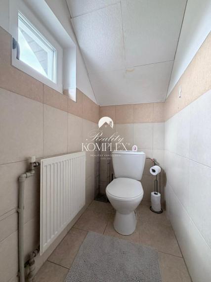 Reality KOMPLEX s.r.o Vám ponúka EXKLÚZIVNE na predaj byt vo Veľkom Mederi