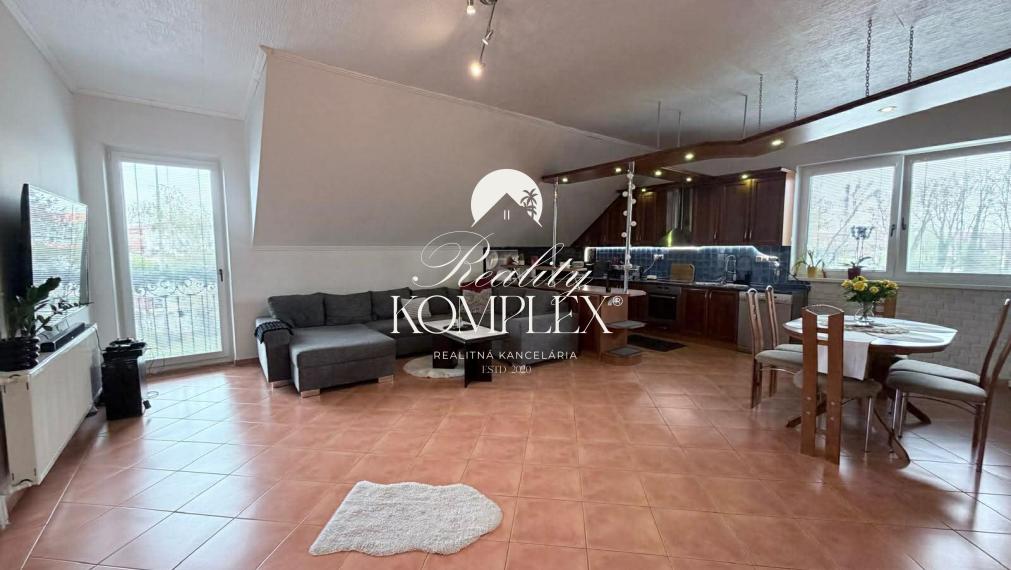 Reality KOMPLEX s.r.o Vám ponúka EXKLÚZIVNE na predaj byt vo Veľkom Mederi