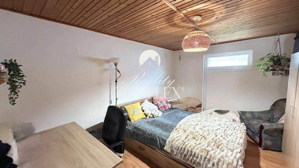 Reality KOMPLEX s.r.o Vám ponúka EXKLUZÍVNE ponúka na predaj rodinný dom v obci Zemianska Olča