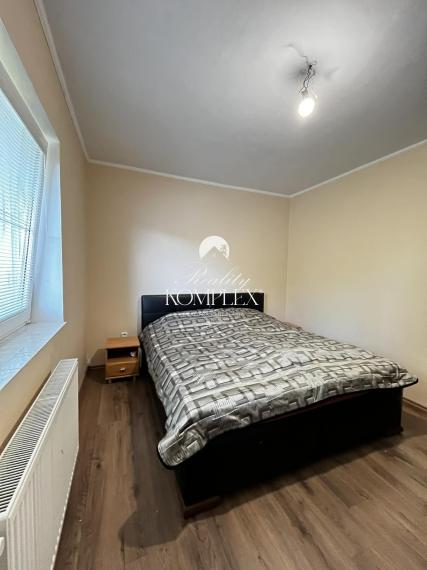 Reality KOMPLEX s.r.o. Vám  ponúka na predaj rodinný dom po kompletnej rekonštrukcii v pokojnej obci Čalovec