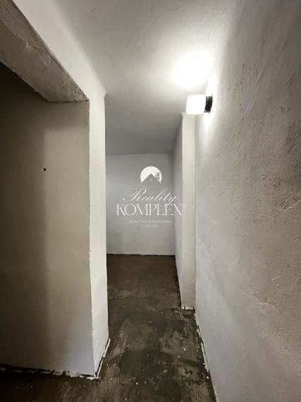 Reality Komplex ponúka EXKLUZÍVNE na predaj rodinný dom v jednej z najlepších lokalít mesta Komárno.