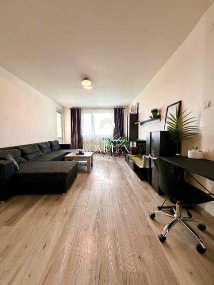 Reality KOMPLEX s.r.o. ponúka na PRENÁJOM štýlový 3-izbový byt s loggiou v Dunajskej Strede