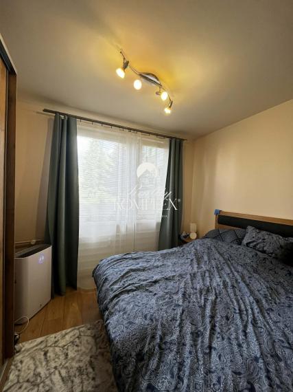 Reality Komplex ponúka na predaj 2-izbový byt na prízemí vo vyhľadávanej lokalite.