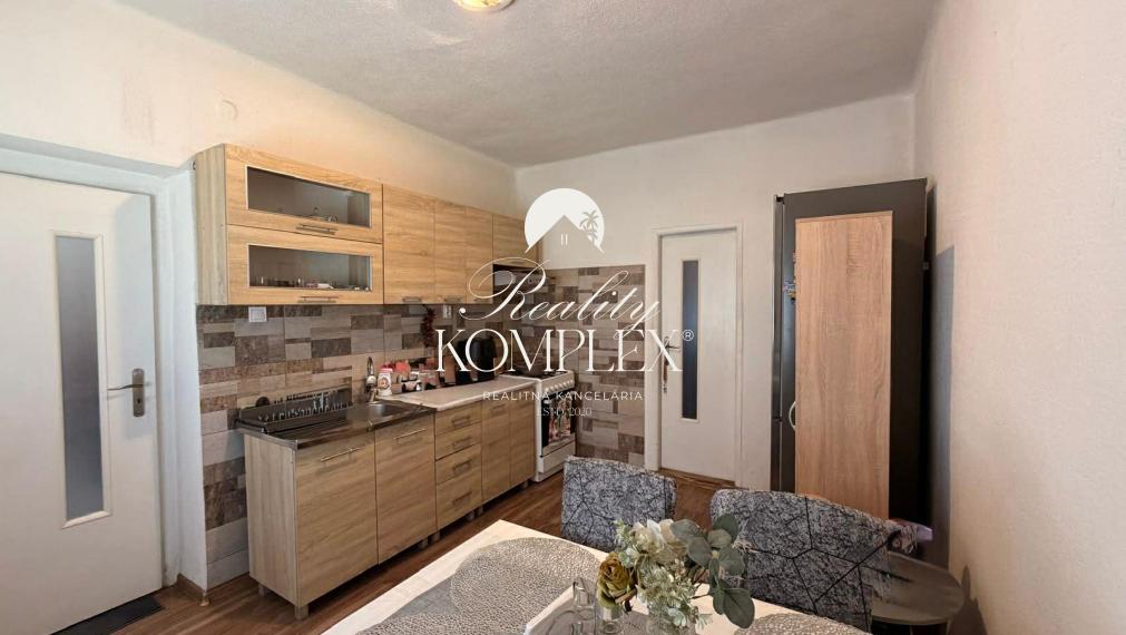 Reality KOMPLEX s.r.o Vám ponúka na predaj rodinný dom v obci Marcelová