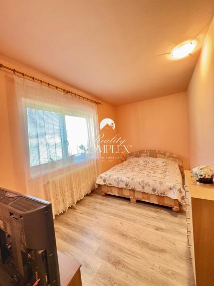 Exkluzívne iba u nás !!! Reality KOMPLEX s.r.o., Vám ponúka zrekonštruovaný 4 izbový rodinný dom s pozemkom vo vyhľadávanej lokalite v úplne tichom prostredí, obci  Bátorove Kosihy !!!