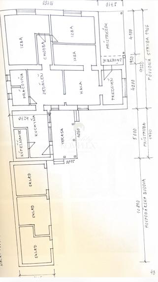 Exkluzívne iba u nás !!! Reality KOMPLEX s.r.o., Vám ponúka zrekonštruovaný 4 izbový rodinný dom s pozemkom vo vyhľadávanej lokalite v úplne tichom prostredí, obci  Bátorove Kosihy !!!