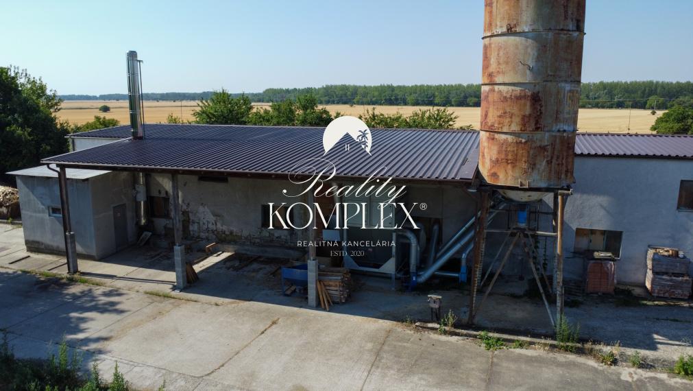 Reality KOMPLEX | NA PREDAJ Priemyslený areál v Dolnom Bare