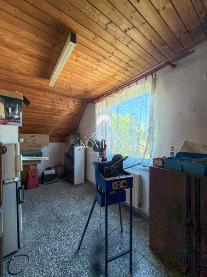 Reality KOMPLEX | NA PREDAJ Priemyslený areál v Dolnom Bare