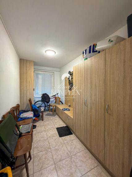 Reality KOMPLEX | NA PREDAJ Priemyslený areál v Dolnom Bare